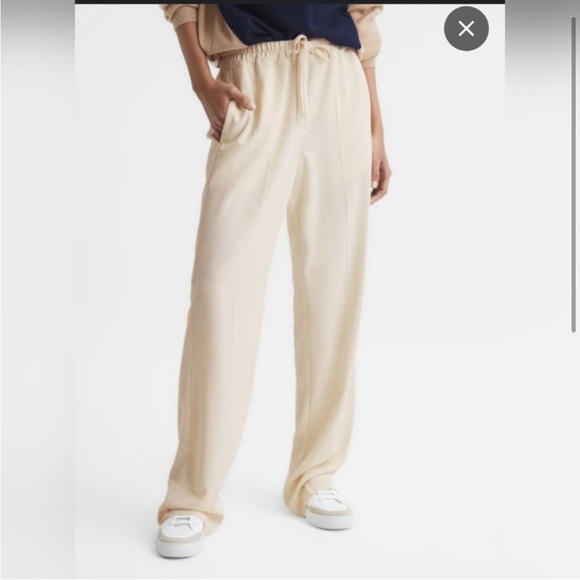 REISS / NWT Hailey petite  pull on tapered trousers in cream UK 4 US 0 - Picture 4 of 5